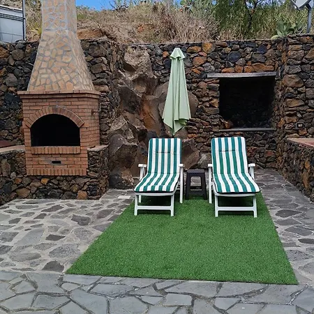 Nyaraló Lucia Isora